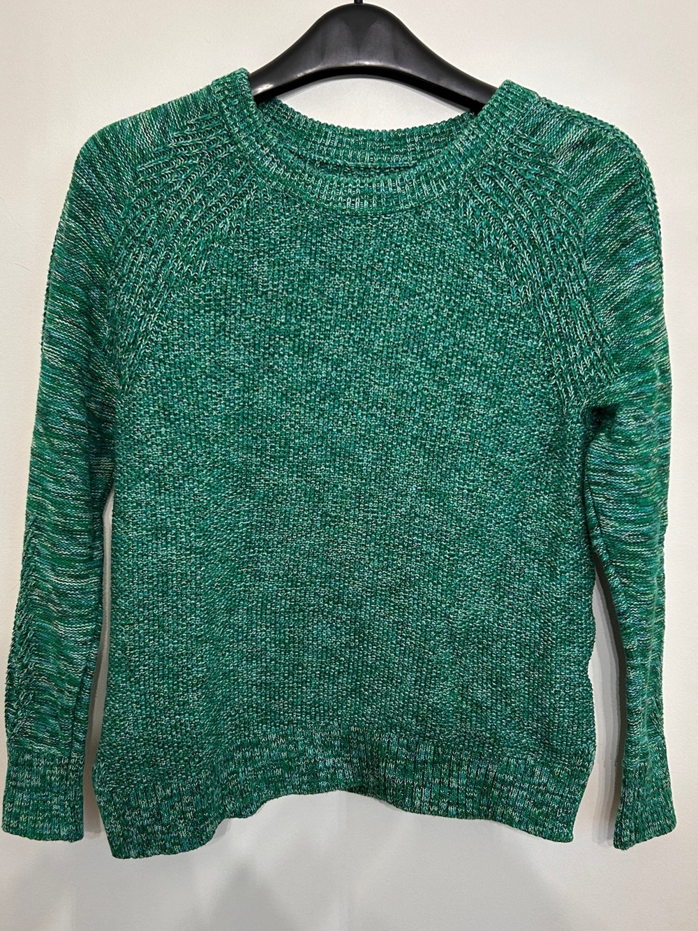 GAP KNITTED SWEATER